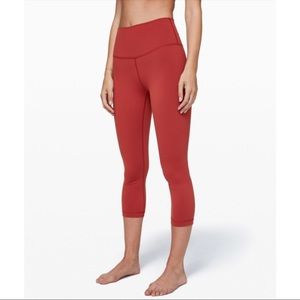 High Rise Wunder Under Crop - 21” - lightly worn - size 10